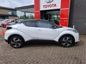 Toyota C hr (2022) thumbnail 4