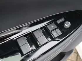 Toyota Mirai (2022) thumbnail 19