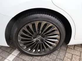 Toyota Mirai (2022) thumbnail 6