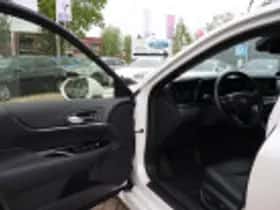 Toyota Mirai (2022) thumbnail 57