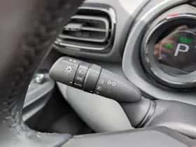 Toyota Yaris (2023) thumbnail 22