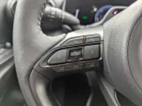 Toyota Yaris Cross (2026) thumbnail 38