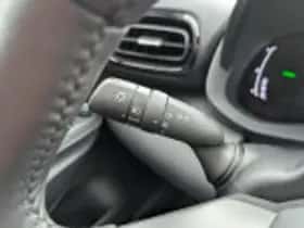 Toyota Yaris Cross (2026) thumbnail 40