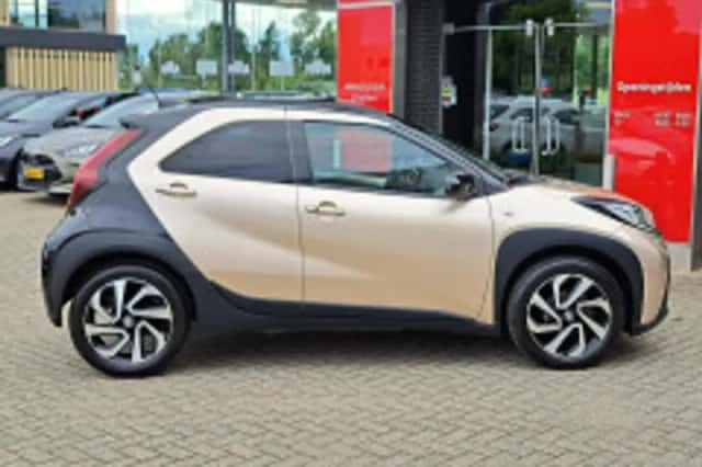Toyota Aygo X (2024) thumbnail 4