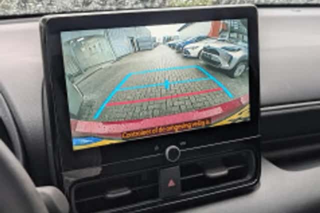 Toyota Yaris (2025) thumbnail 5