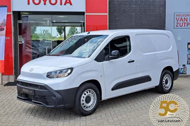 Toyota Proace (2026) thumbnail 1