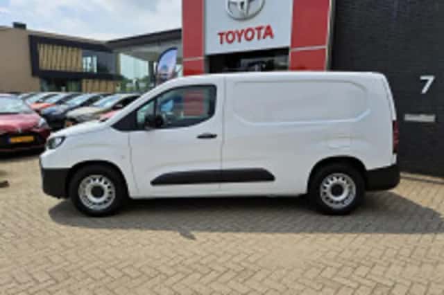 Toyota Proace (2026) thumbnail 3