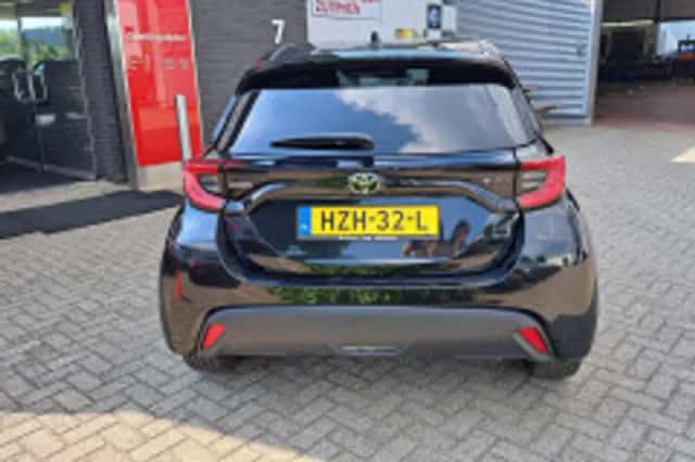 Toyota Yaris (2025) thumbnail 6