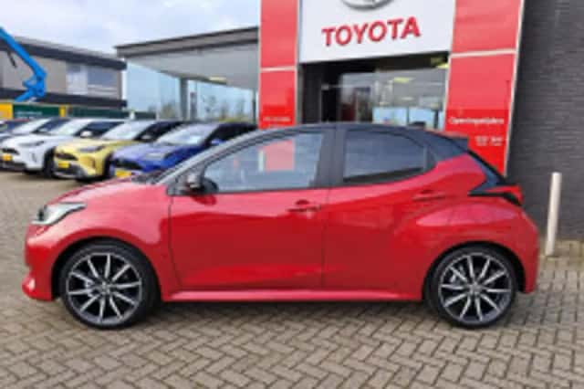 Toyota Yaris (2026) thumbnail 4