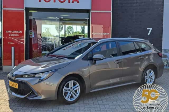 Toyota Corolla (2021) thumbnail 1