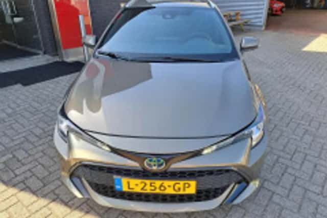 Toyota Corolla (2021) thumbnail 5