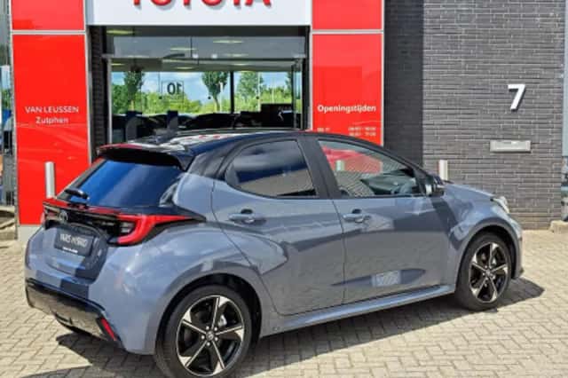 Toyota Yaris (2026) thumbnail 2