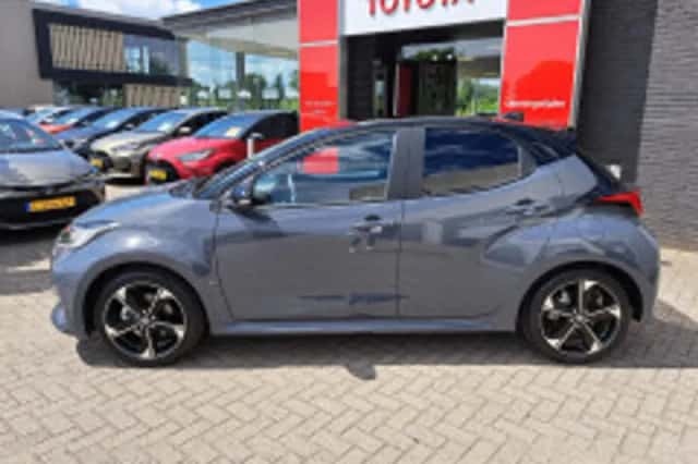 Toyota Yaris (2026) thumbnail 3