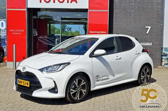 Toyota Yaris (2026) thumbnail 1