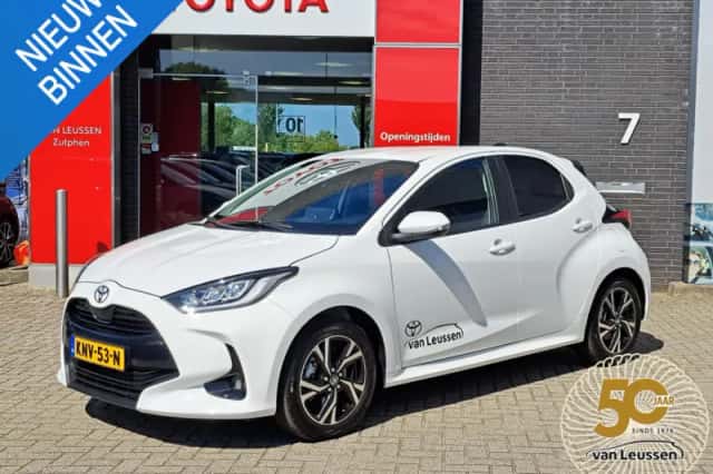 Toyota Yaris (2026) thumbnail 1