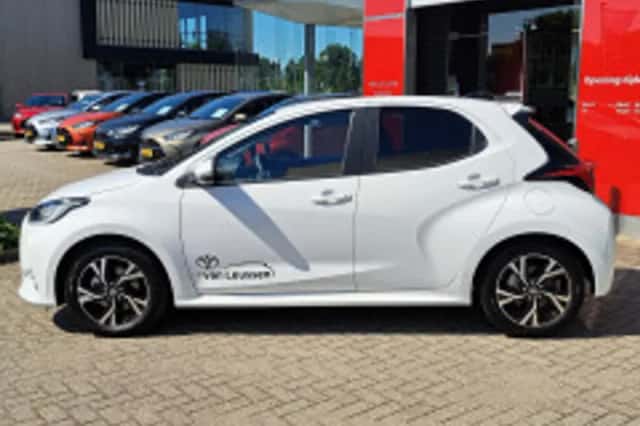 Toyota Yaris (2026) thumbnail 3
