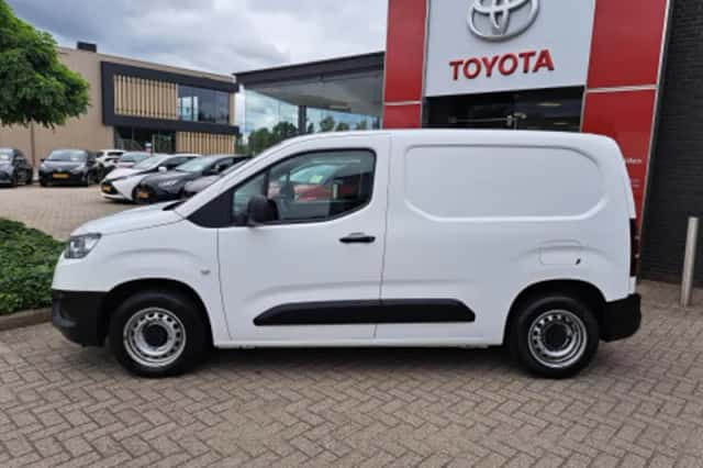 Toyota Proace (2021) thumbnail 2
