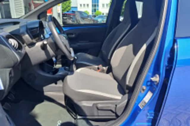 Toyota Aygo (2022) thumbnail 5
