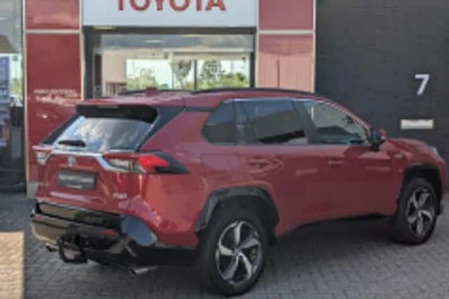 Toyota RAV4 (2022) thumbnail 4