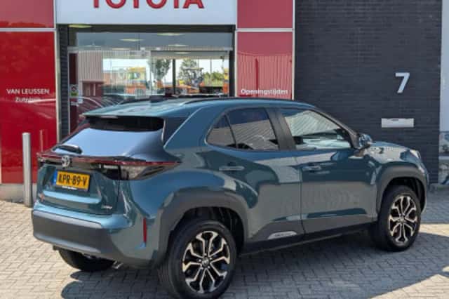 Toyota Yaris Cross (2026) thumbnail 2