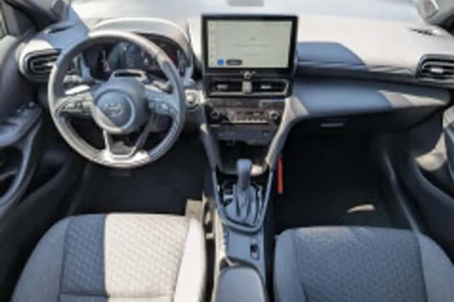Toyota Yaris Cross (2026) thumbnail 3