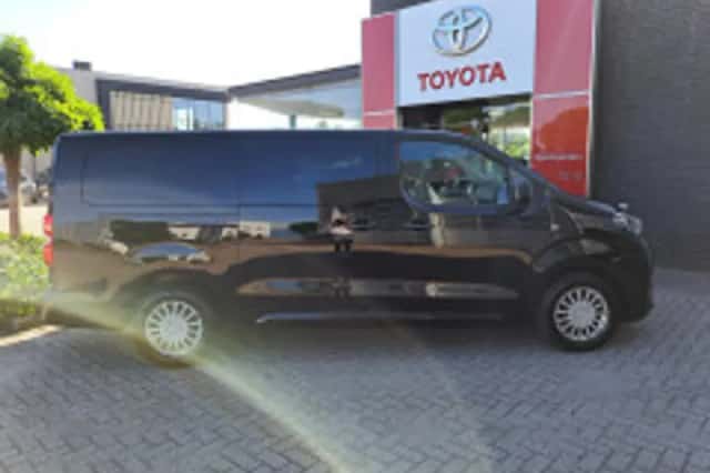 Toyota Proace (2019) thumbnail 4