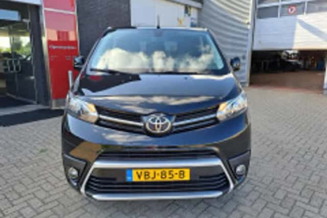 Toyota Proace (2019) thumbnail 5