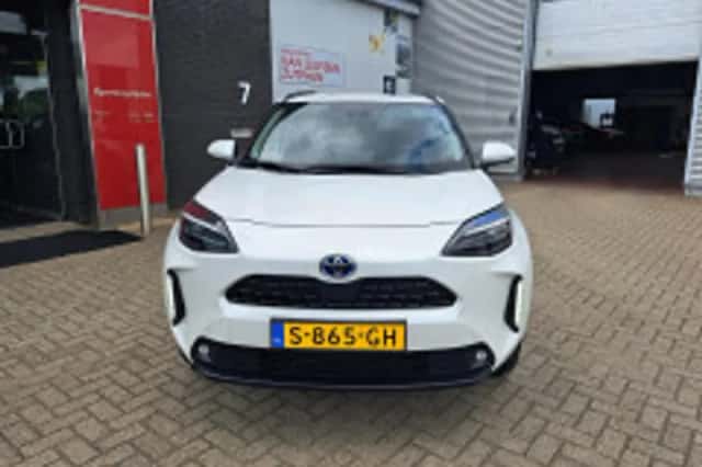 Toyota Yaris Cross (2023) thumbnail 5