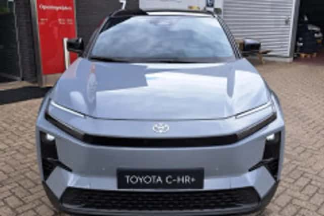 Toyota C hr (2026) thumbnail 5