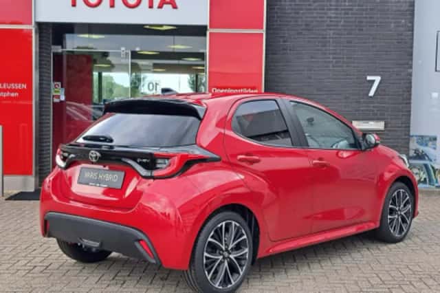 Toyota Yaris (2026) thumbnail 2