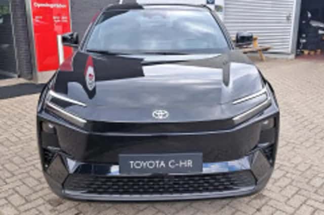 Toyota C hr (2026) thumbnail 4