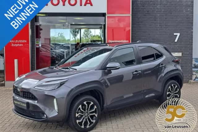 Toyota Yaris Cross (2025) thumbnail 1