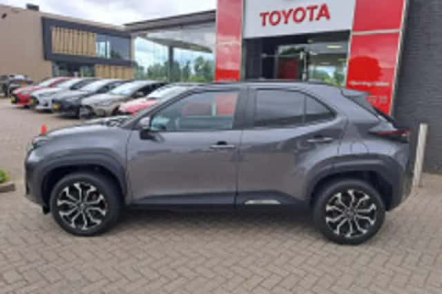 Toyota Yaris Cross (2025) thumbnail 3