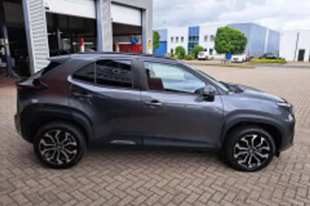 Toyota Yaris Cross (2025) thumbnail 4