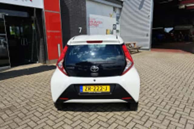 Toyota Aygo (2019) thumbnail 6