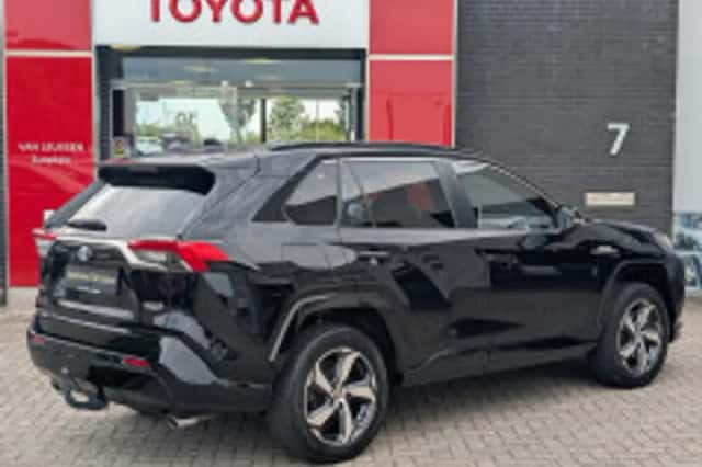 Toyota RAV4 (2022) thumbnail 4