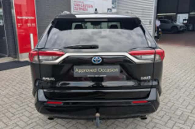 Toyota RAV4 (2022) thumbnail 6