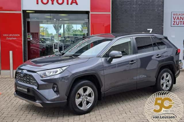 Toyota RAV4 (2024) thumbnail 1