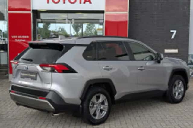 Toyota RAV4 (2024) thumbnail 4