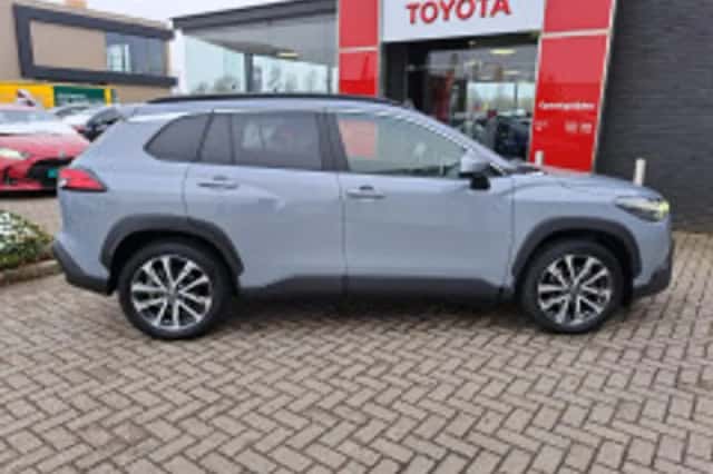 Toyota Corolla Cross (2023) thumbnail 4