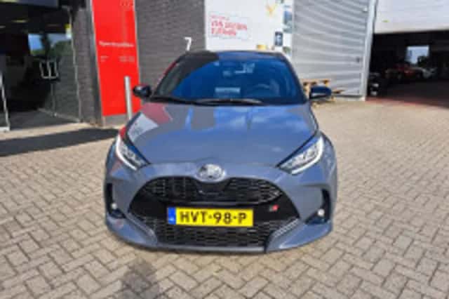 Toyota Yaris (2025) thumbnail 5