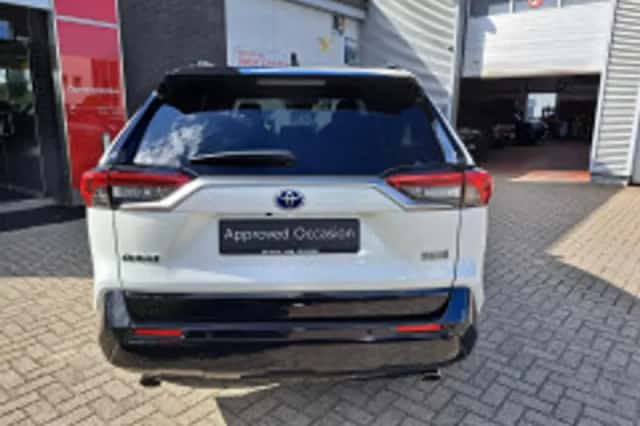 Toyota RAV4 (2022) thumbnail 5