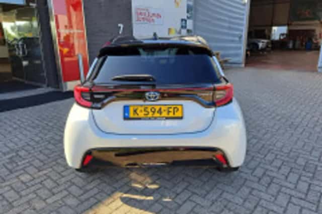 Toyota Yaris (2020) thumbnail 6