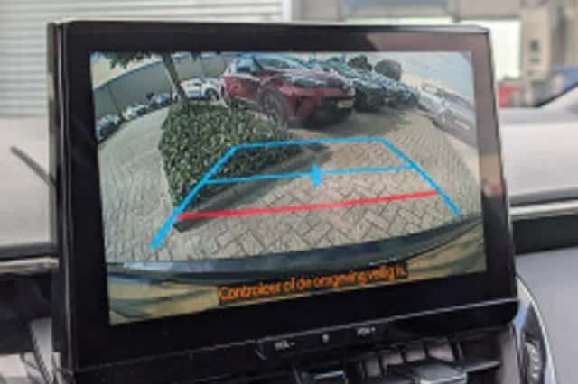 Toyota Corolla (2023) thumbnail 4