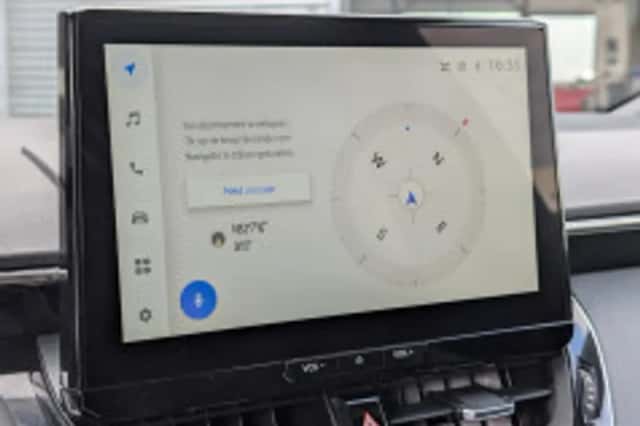 Toyota Corolla (2023) thumbnail 5