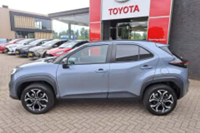 Toyota Yaris Cross (2026) thumbnail 3