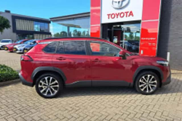 Toyota Corolla Cross (2023) thumbnail 4