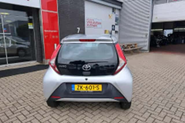 Toyota Aygo (2019) thumbnail 6