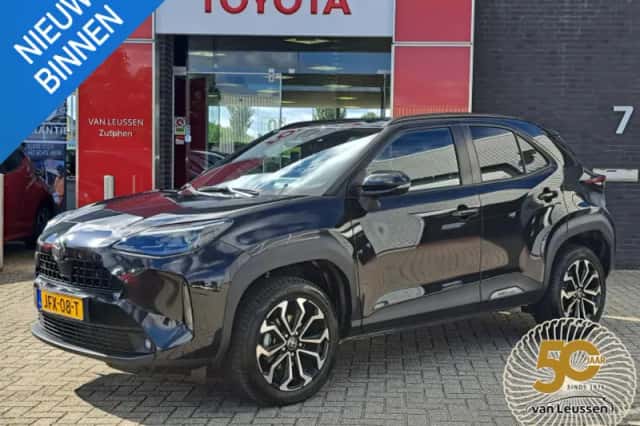 Toyota Yaris Cross (2025) thumbnail 1