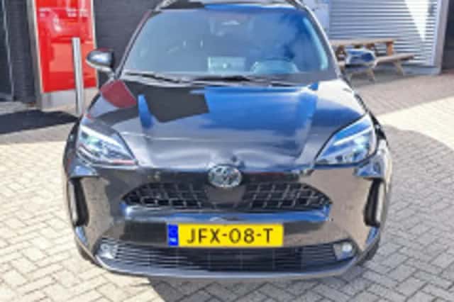 Toyota Yaris Cross (2025) thumbnail 4
